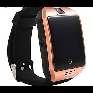 Q8 SmartWatch